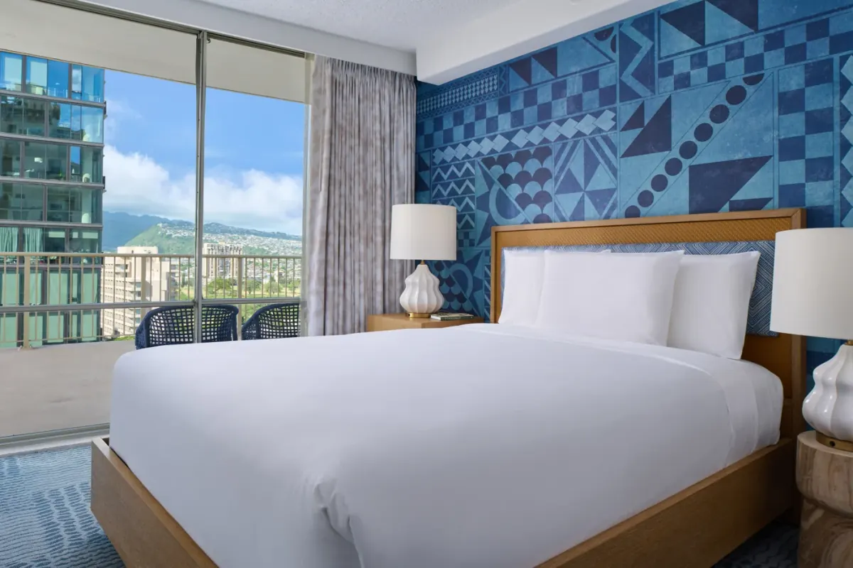OUTRIGGER Waikīkī Paradise Hotel sample guest room 2